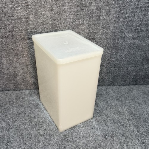 Tupperware 484 half gallon ice - tupperware,